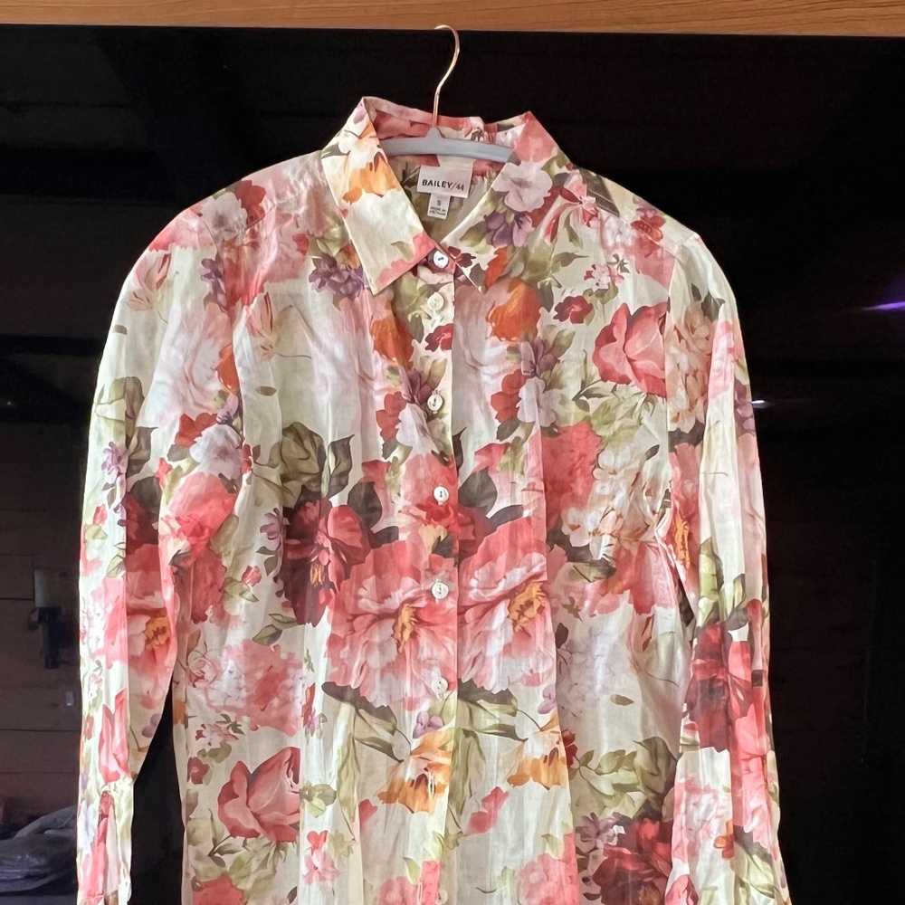Free Shipping! BAILEY/44 Floral shirt, organza